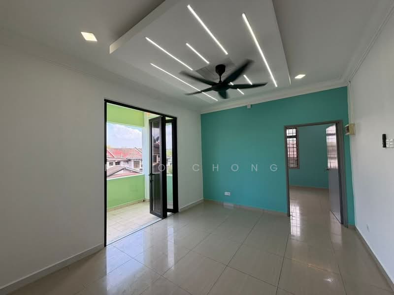 2-storey Terraced House for Sale in Bandar Seri Alam (Masai) - Nico Chong - Living Room - PropertyGuru.com.my