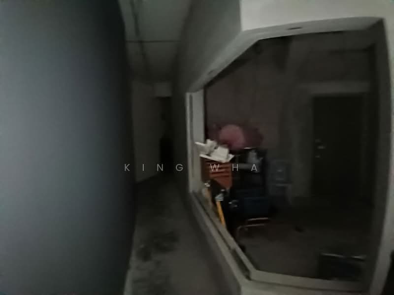 Shop for Sale in Wangsa Maju (Kuala Lumpur) - King Wha - Corridor - PropertyGuru.com.my