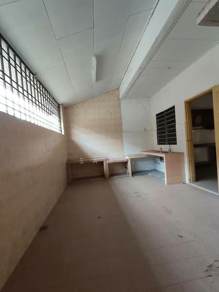 2-storey Terraced House for Sale in Taman Pinji Mewah (Ipoh) - Sam . - Kitchen - PropertyGuru.com.my