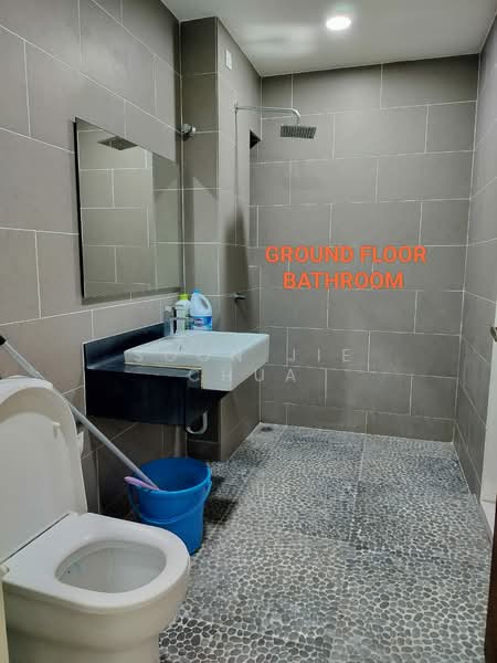 3-storey Terraced House for Sale in Puchong (Selangor) - Soon Jie Chua - Bathroom - PropertyGuru.com.my