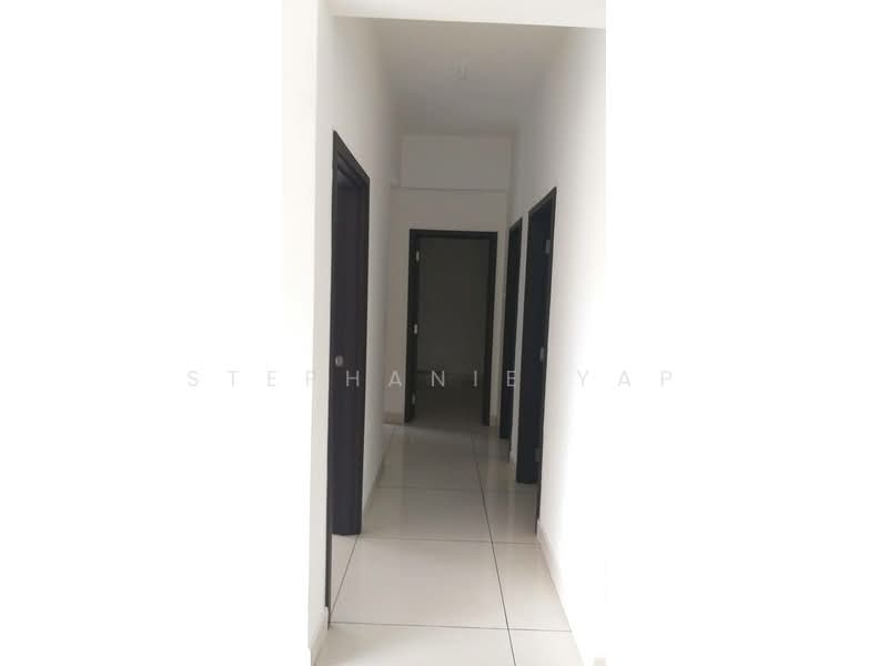 Service Residence for Rent at D'Inspire Residence (Inspira Bestari) - Stephanie Yap - Corridor - PropertyGuru.com.my