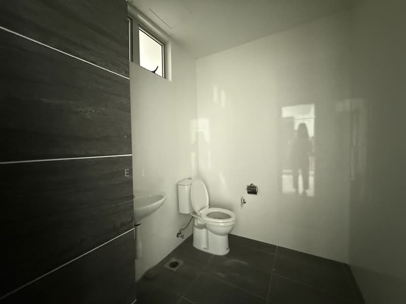 Service Residence for Sale at Molek Pulai - Eliin Loo - PropertyGuru.com.my