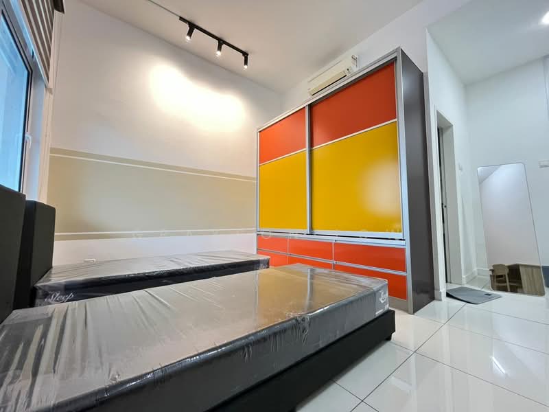 Service Residence for Rent at Skypod Residence - Grayson Low - Bedroom - PropertyGuru.com.my