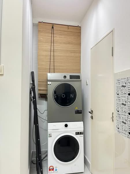 Service Residence for Rent at Skypod Residence - Grayson Low - PropertyGuru.com.my