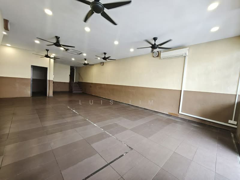 Shop for Rent in Taman Pelangi (Johor Bahru) - Luis Lim - Interior - PropertyGuru.com.my