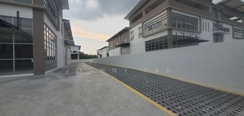 Kilang untuk Dijual di Saujana Rawang (Rawang) - Johnny Tan - Exterior - PropertyGuru.com.my