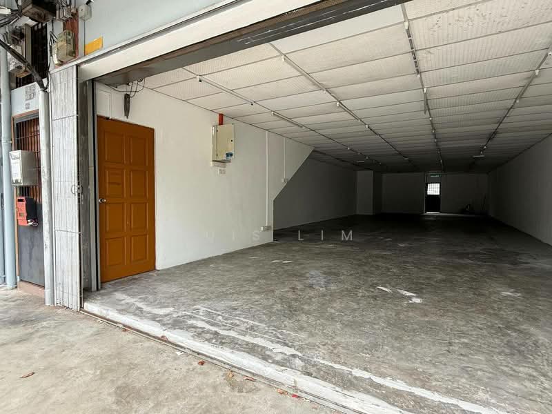 Shop for Rent in Taman Molek (Johor Bahru) - Luis Lim - Interior - PropertyGuru.com.my