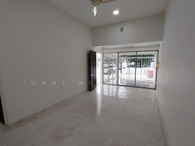 Terraced House for Rent in Taman Cuepacs (Cheras) - Tommy Wong Phang - Living Room - PropertyGuru.com.my