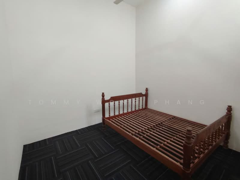 Terraced House for Rent in Taman Cuepacs (Cheras) - Tommy Wong Phang - Bedroom - PropertyGuru.com.my