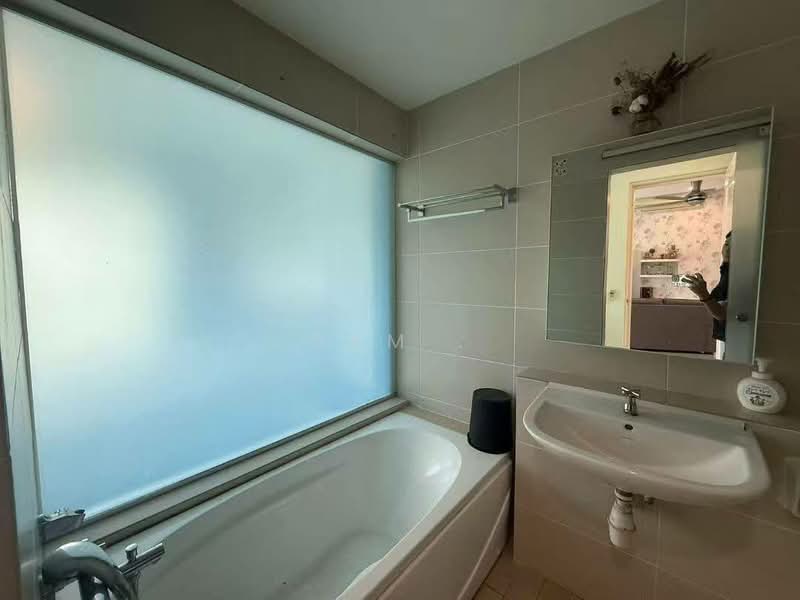 Kondominium untuk Dijual di The Haven - Sam . - Bathroom - PropertyGuru.com.my