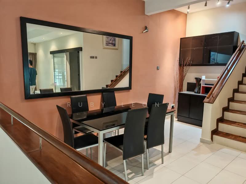 Townhouse for Rent in Petaling Jaya (Selangor) - Ruby Leong - Dining Room - PropertyGuru.com.my