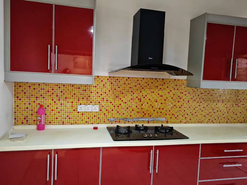 Townhouse for Rent in Petaling Jaya (Selangor) - Ruby Leong - Kitchen - PropertyGuru.com.my