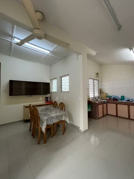 Semi-Detached House for Rent in Melaka City (Melaka) - Abby Ho - Kitchen - PropertyGuru.com.my
