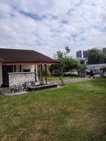 Bungalow for Sale in Seksyen 18 (Petaling Jaya) - Rachel Krish - PropertyGuru.com.my