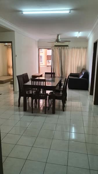 Condominium for Sale at Palm Spring @ Damansara - Ken Lai - Living Room - PropertyGuru.com.my