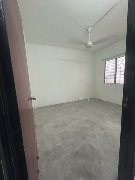 Apartment for Sale at Pangsapuri Aman - Hairi Halim - PropertyGuru.com.my