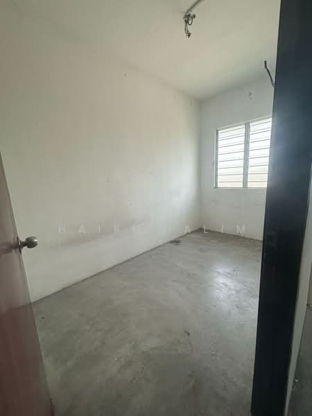 Apartment for Sale at Pangsapuri Aman - Hairi Halim - PropertyGuru.com.my
