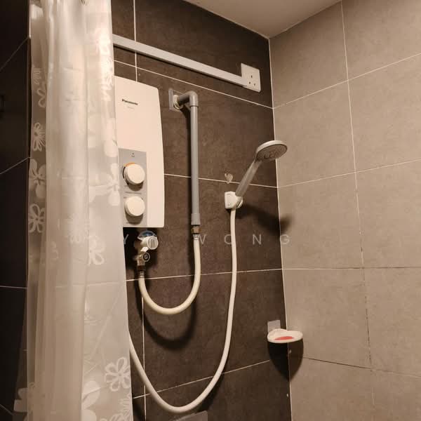 Service Residence for Rent at Pinnacle Petaling Jaya - YY Wong - Bathroom - PropertyGuru.com.my