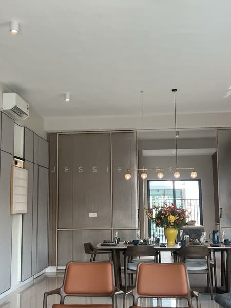 3-storey Terraced House for Sale in Seksyen U15 (Shah Alam) - Jessie Lee - Dining Room - PropertyGuru.com.my