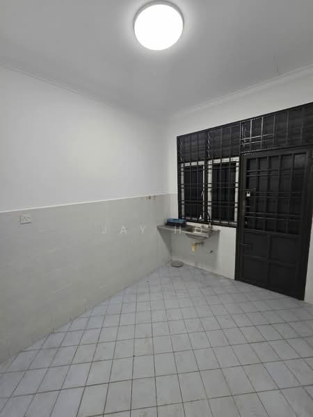 1-storey Terraced House for Rent in Iskandar Puteri (Nusajaya) (Johor) - Jay Ho - Kitchen - PropertyGuru.com.my