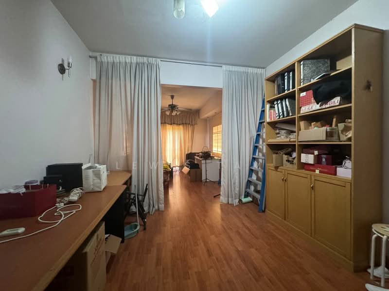 Rumah Berkembar untuk Dijual di Bandar Baru Sungai Long (Kajang) - Lewis Tam - PropertyGuru.com.my