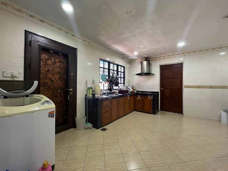 Rumah Berkembar untuk Dijual di Bandar Baru Sungai Long (Kajang) - Lewis Tam - PropertyGuru.com.my