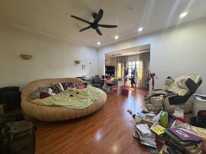 Rumah Berkembar untuk Dijual di Bandar Baru Sungai Long (Kajang) - Lewis Tam - PropertyGuru.com.my