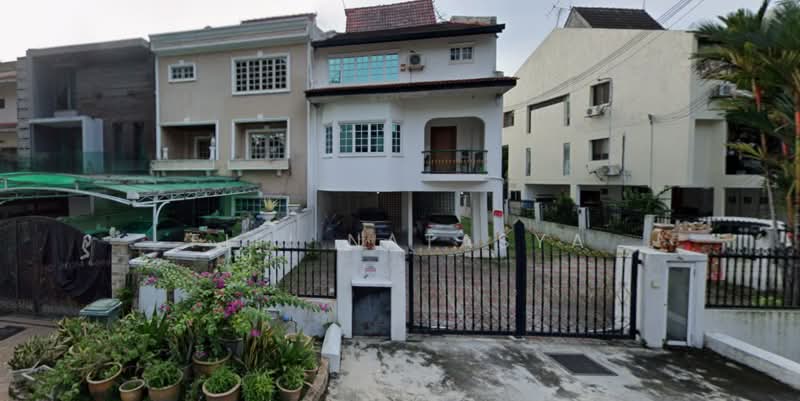 3-storey Terraced House for Sale in Ampang (Selangor) - Fifi Natasya - Exterior - PropertyGuru.com.my