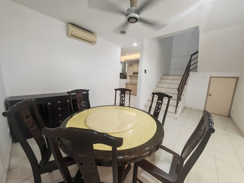 2-storey Terraced House for Rent in Bandar Parklands (Klang) - CL Chew - Dining Room - PropertyGuru.com.my