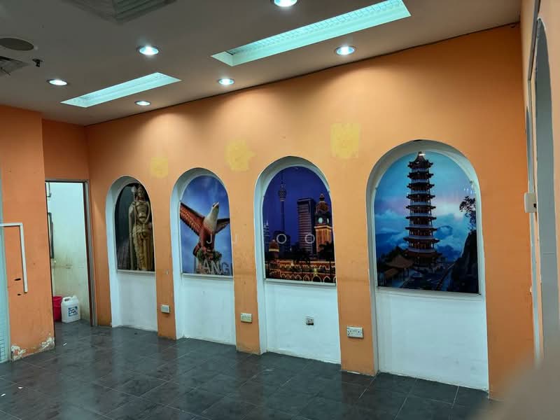 Shop for Sale in Berjaya Times Square (KL City Centre) - JJ Ooi - Interior - PropertyGuru.com.my