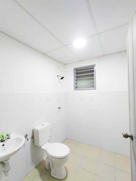 Apartment for Sale at Denai Nusantara Apartment - Jimmy Ooi - Bathroom - PropertyGuru.com.my