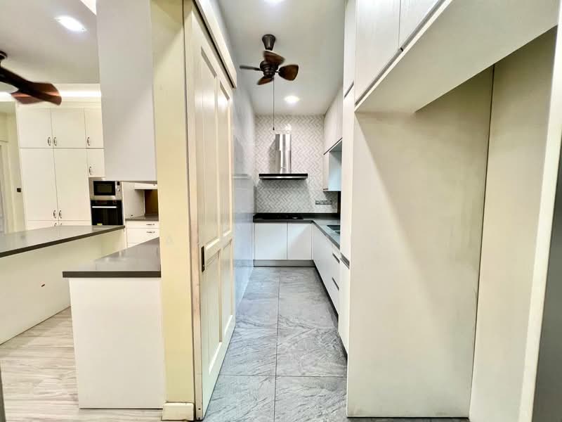 Rumah Berkembar untuk Dijual di Seksyen 13 (Shah Alam) - Adaw Zain - Kitchen - PropertyGuru.com.my