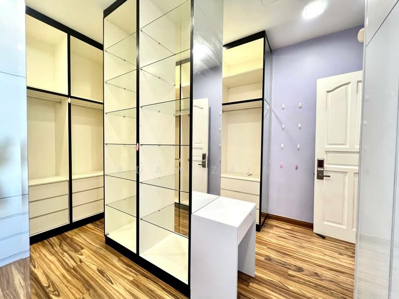 Rumah Berkembar untuk Dijual di Seksyen 13 (Shah Alam) - Adaw Zain - Interior - PropertyGuru.com.my