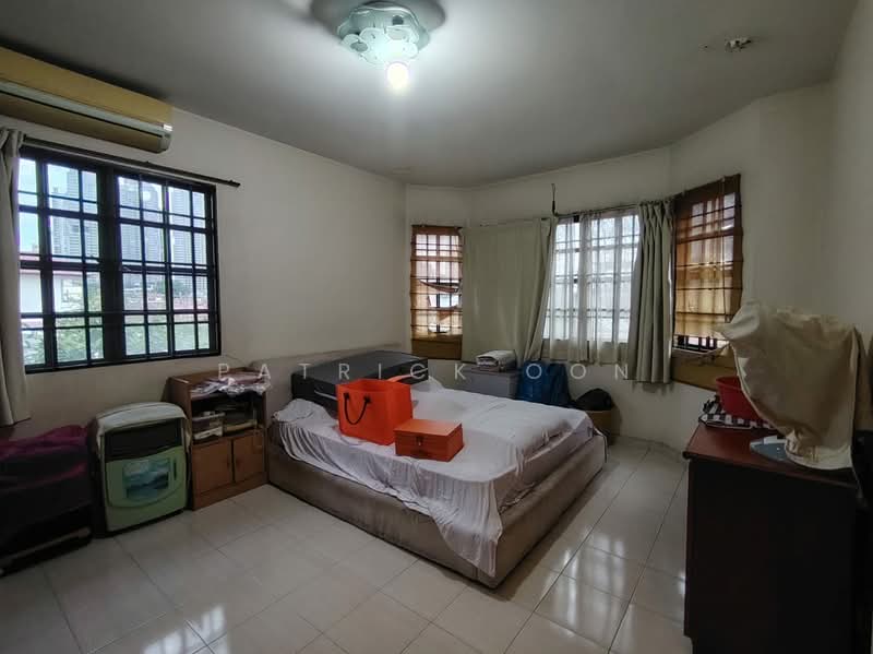 Bungalow for Sale in Kampung Kuala Ampang (Ulu Kelang) - Patrick Oon - Bedroom - PropertyGuru.com.my