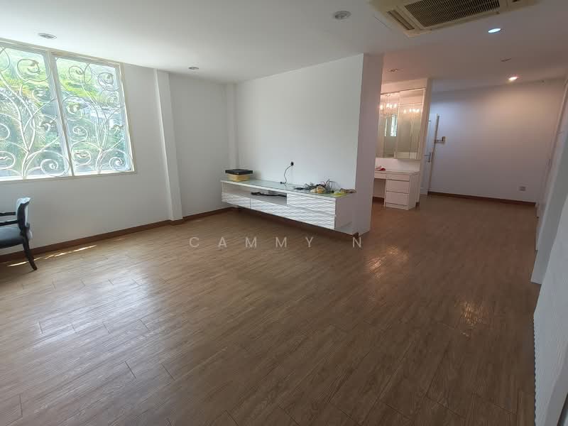 3-storey Terraced House for Sale in Taman Tasik Indah Mewah (Batu) - Cammy N - PropertyGuru.com.my