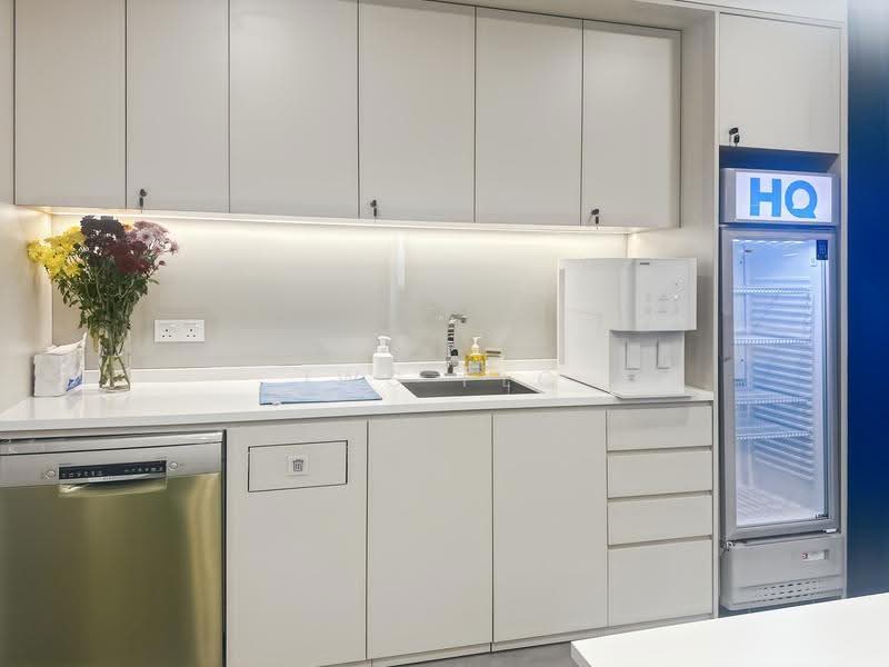 Pejabat untuk Disewa di George Town (Penang) - IWG PLC - Kitchen - PropertyGuru.com.my