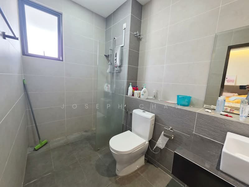 2-storey Terraced House for Sale in Bukit Raja (Selangor) - Joseph Chan - Bathroom - PropertyGuru.com.my