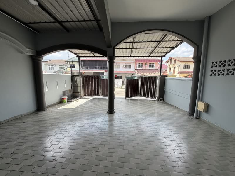2-storey Terraced House for Sale in Taman Ungku Tun Aminah (Skudai) - Yuki Cheng - PropertyGuru.com.my