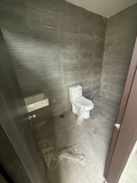 Rumah Berkembar untuk Dijual di Kuching (Sarawak) - Jeno Tan - Bathroom - PropertyGuru.com.my