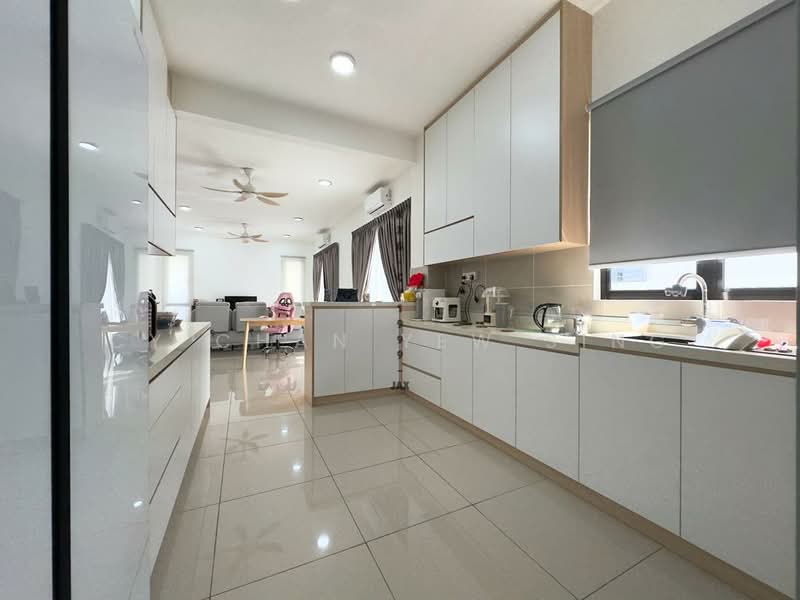 Rumah Berkembar untuk Dijual di Setia Utama (Setia Alam) - CY Chan Yew Sing - Kitchen - PropertyGuru.com.my