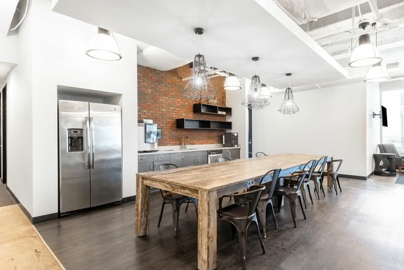 Pejabat untuk Disewa di George Town (Penang) - IWG PLC - Kitchen - PropertyGuru.com.my