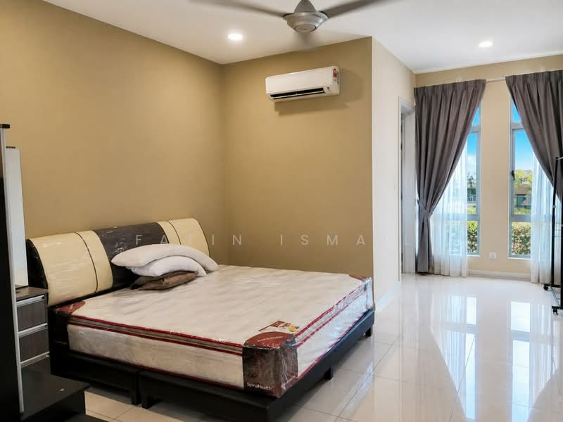 Rumah Teres 2 Tingkat untuk Dijual di Setia Eco Glades (Cyberjaya) - Fatin Ismail - Bedroom - PropertyGuru.com.my