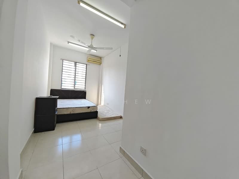 Apartment for Sale at Orchis Apartment - CL Chew - Bedroom - PropertyGuru.com.my