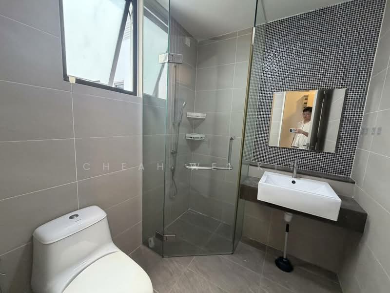 Service Residence for Rent at Nova Saujana - Cheah Wei Kit - Bathroom - PropertyGuru.com.my