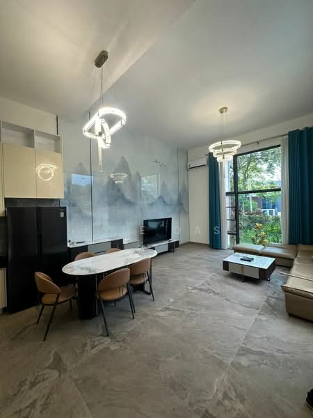 Cluster House for Rent in Forest City (Gelang Patah) - Kyle Das - Living Room - PropertyGuru.com.my