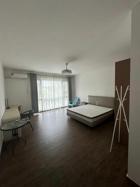 Cluster House for Rent in Forest City (Gelang Patah) - Kyle Das - Bedroom - PropertyGuru.com.my