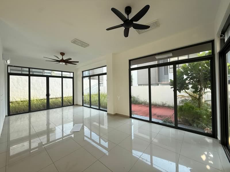 Rumah Berkembar untuk Dijual di Bemban (Melaka) - Macy G - Living Room - PropertyGuru.com.my