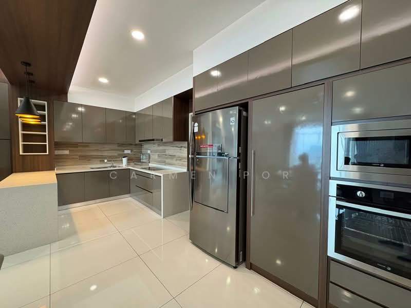 Kondominium untuk Disewa di Gurney Paragon - Carmen Por - Kitchen - PropertyGuru.com.my