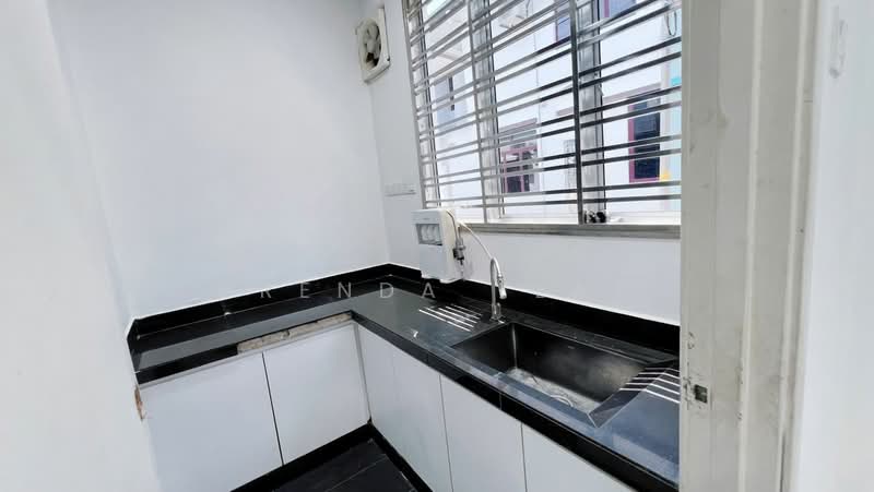 Rumah Teres untuk Disewa di Skudai (Johor) - Brenda Yeap - Kitchen - PropertyGuru.com.my