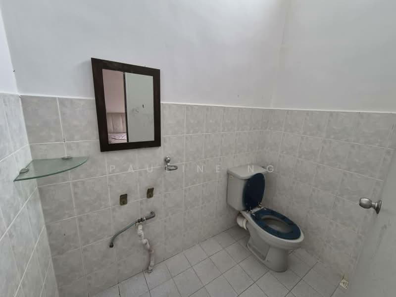 Rumah Teres 1.5 Tingkat untuk Dijual di Johor Bahru (Johor) - Pauline Ng - Bathroom - PropertyGuru.com.my